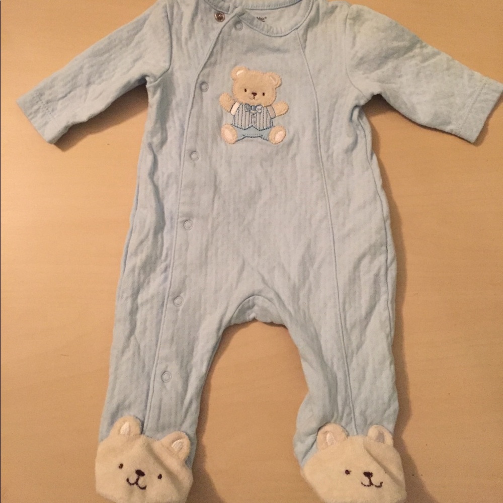Baby clothes